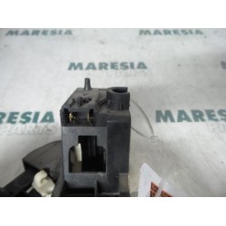 Renault - Megane Scenic - Front door lock mechanism 4-door, right