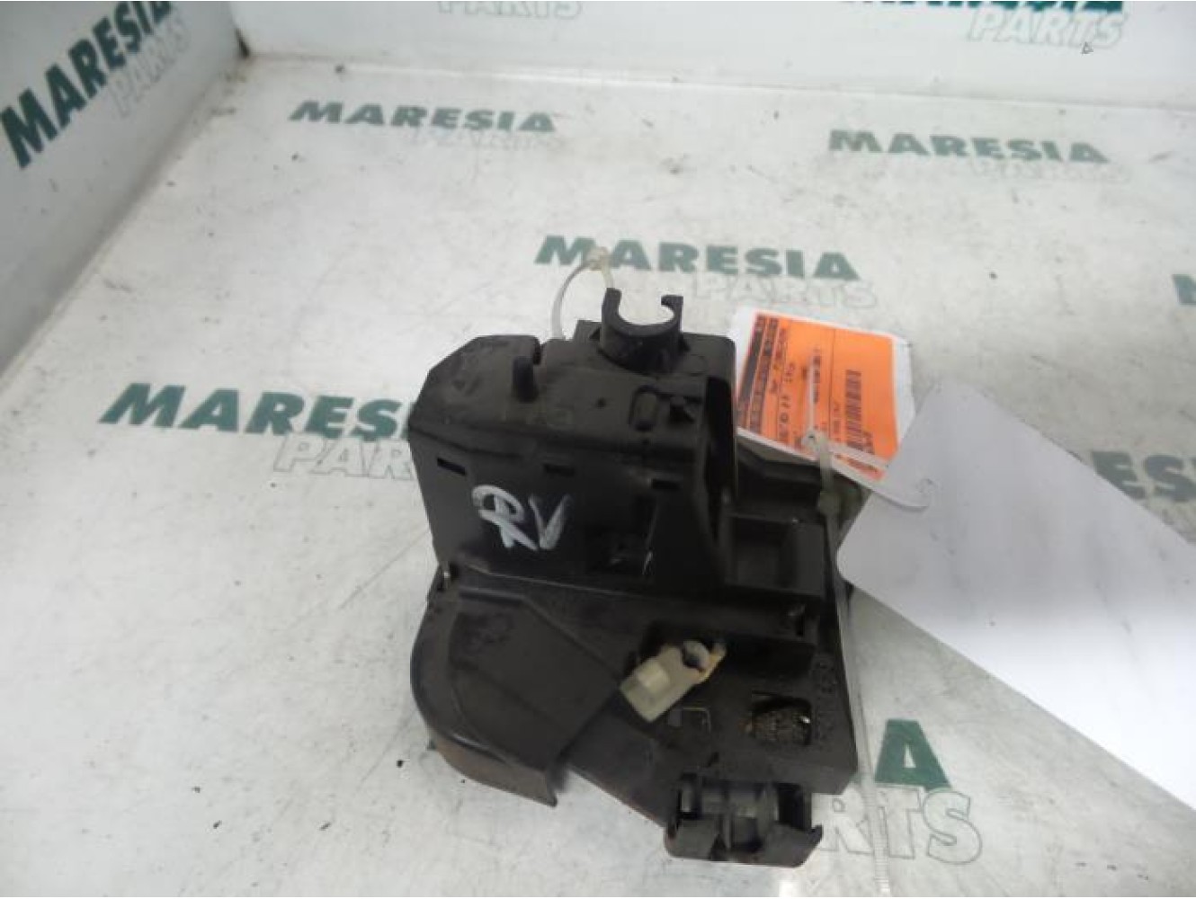 Renault - Megane Scenic - Front door lock mechanism 4-door, right