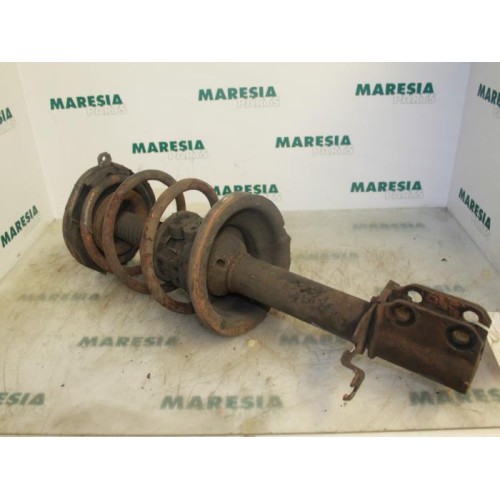 Renault - Megane Scenic - Front shock absorber rod, right