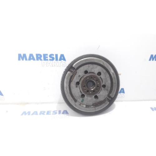 Renault - Scenic - Flywheel