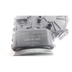 Opel - Combo - Front wiper motor