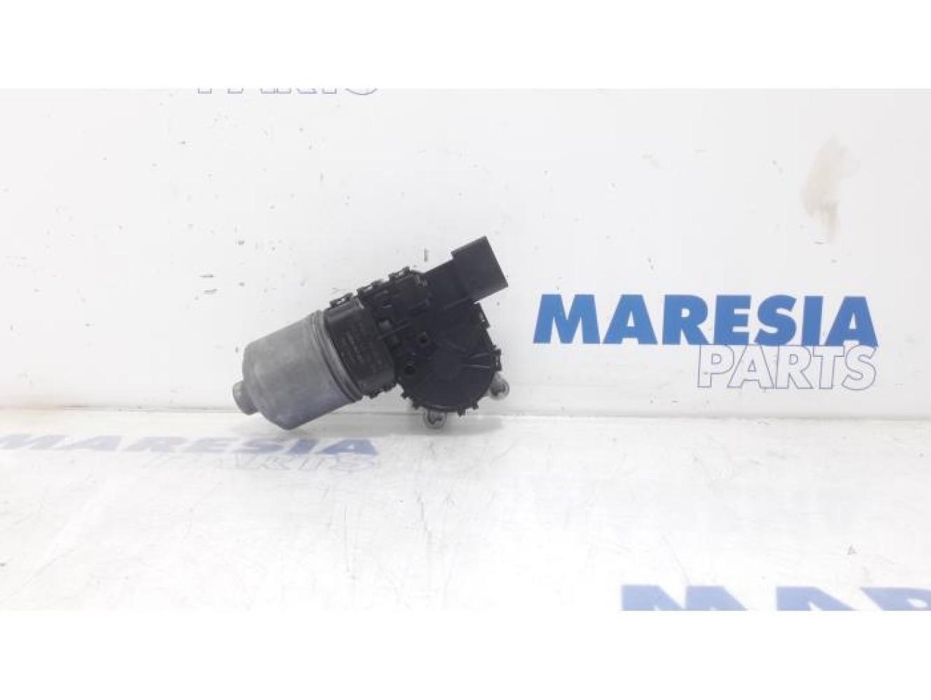 Opel - Combo - Front wiper motor