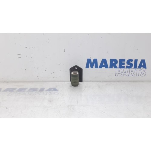 Opel - Combo - Cooling fan resistor
