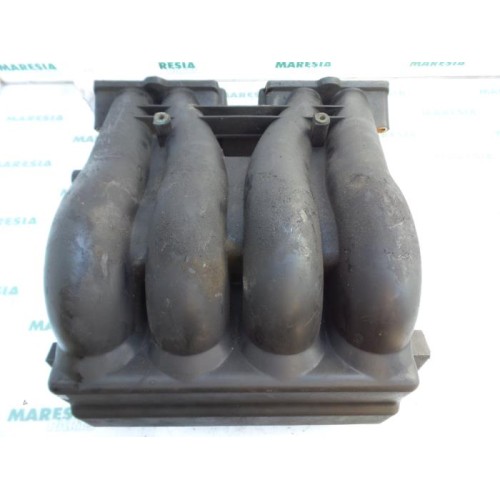 Peugeot - 806 - Intake manifold