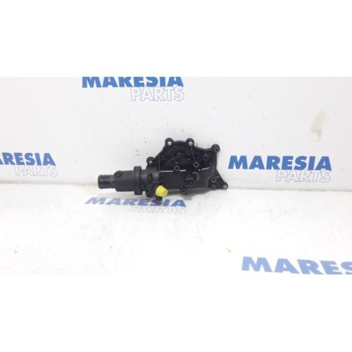 Renault - Clio - Thermostat housing