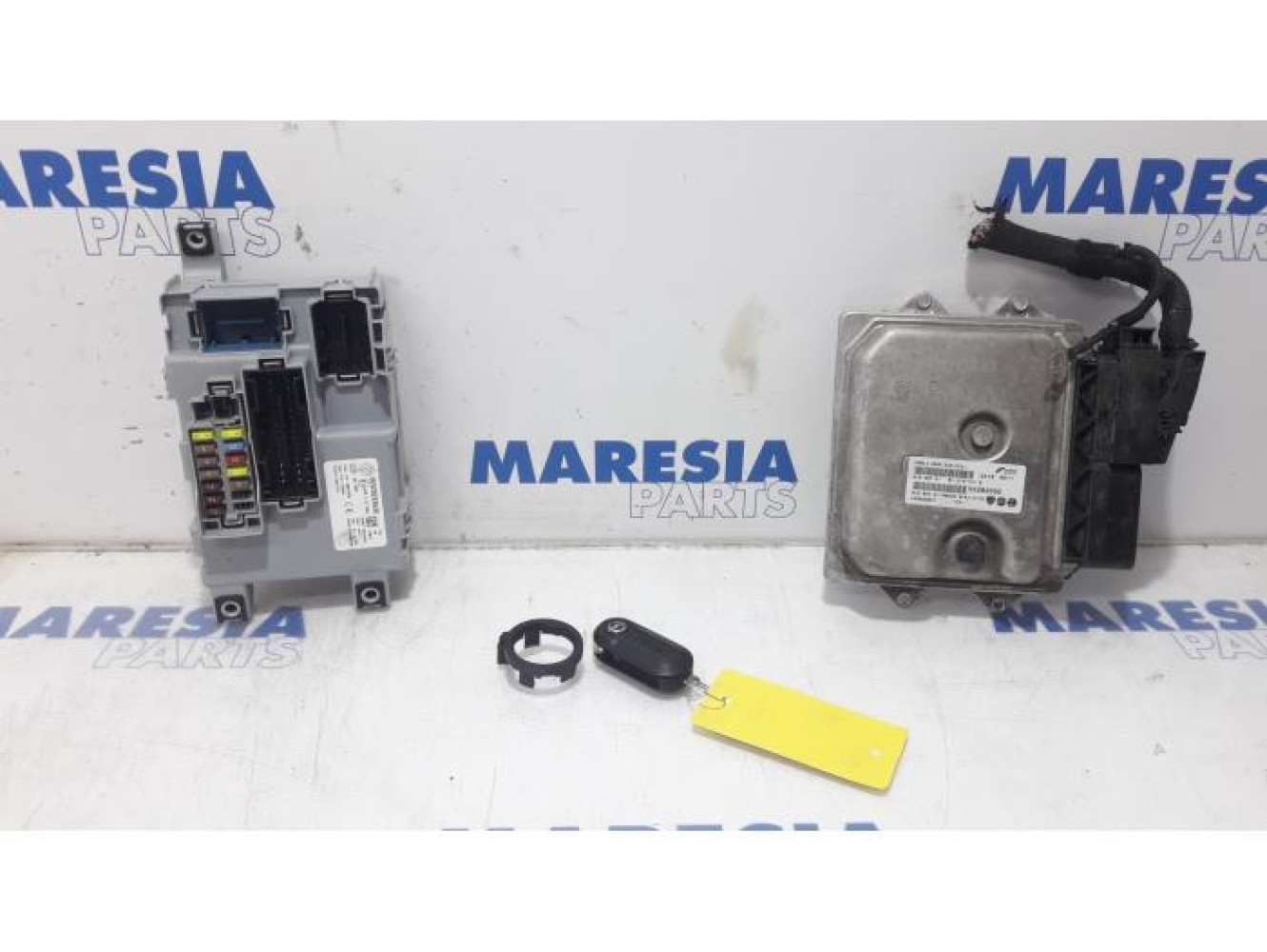 Opel - Combo - Engine management computer