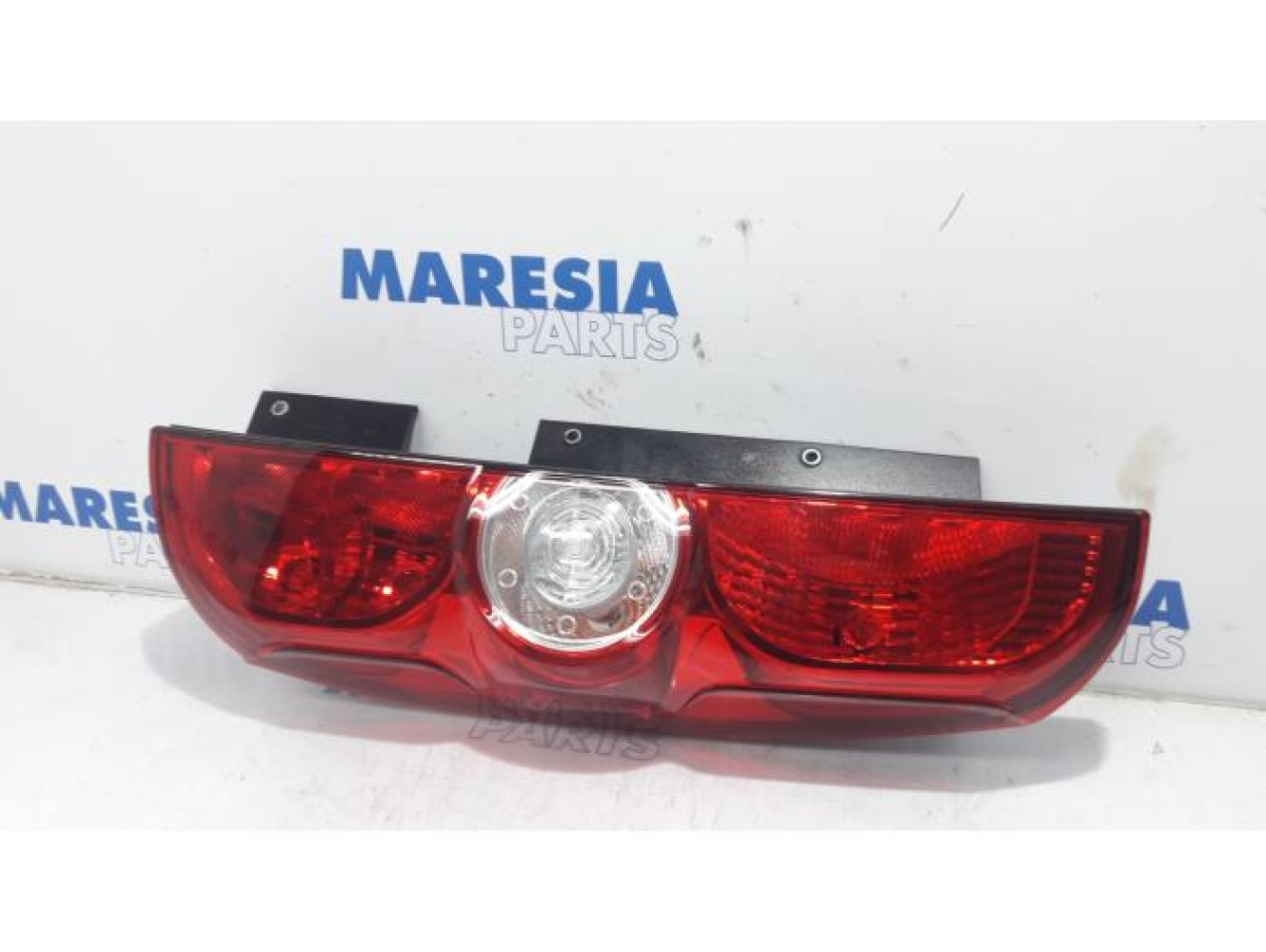 Opel - Combo - Taillight, right