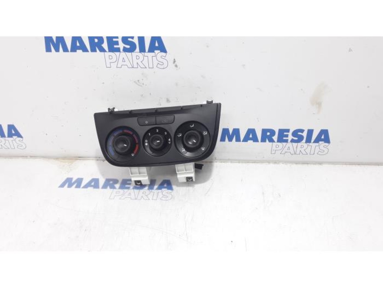 Opel - Combo - Heater control panel