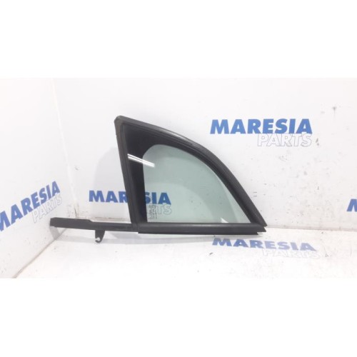 Citroen - DS3 - Quarter light, front left