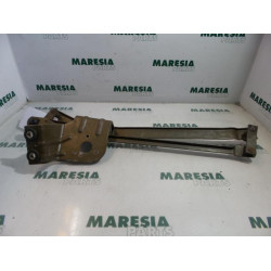 Fiat - Cinquecento - Wiper mechanism