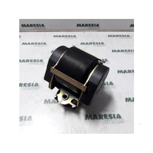 Renault - Trafic - Front seatbelt, right