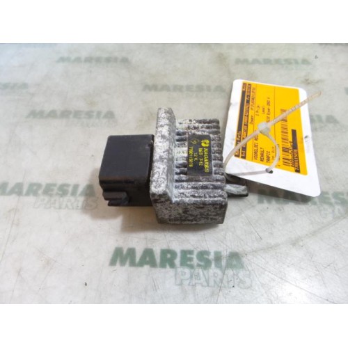 Renault - Trafic - Glow plug relay