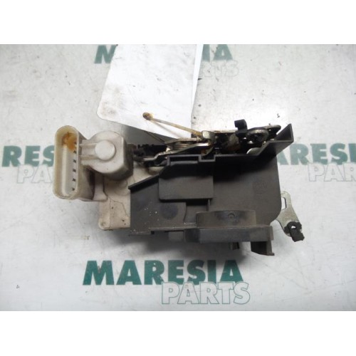 Fiat - Punto - Door lock mechanism 2-door, left