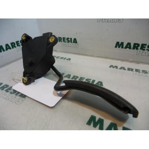 Renault - Megane Scenic - Throttle pedal position sensor