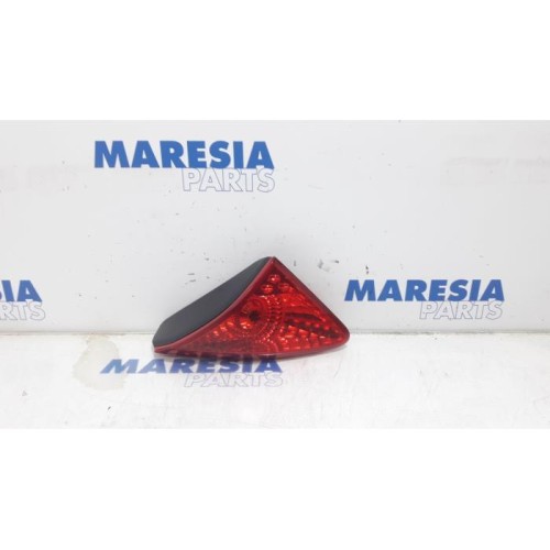 Peugeot - 3008 - Taillight, right