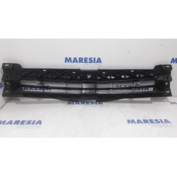 Renault - Trafic - Front panel