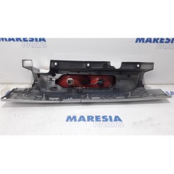 Renault - Trafic - Achterlicht links