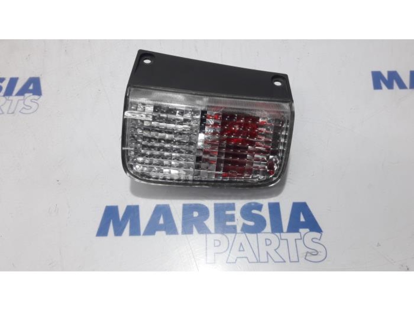 Renault - Trafic - Reversing light, right