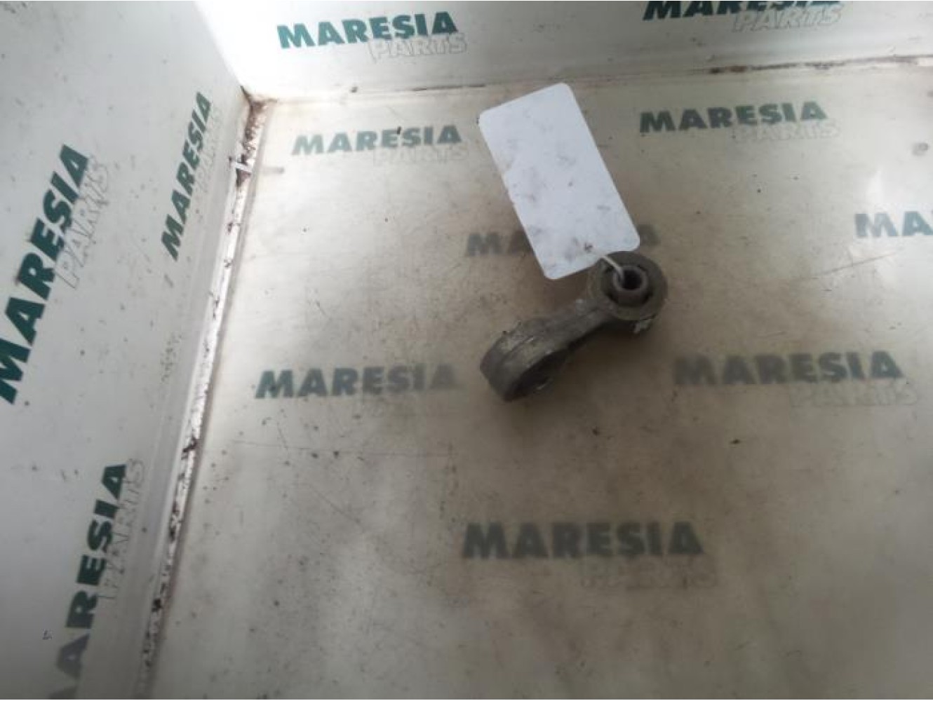 Lancia - Thesis - Querlenker rechts hinten