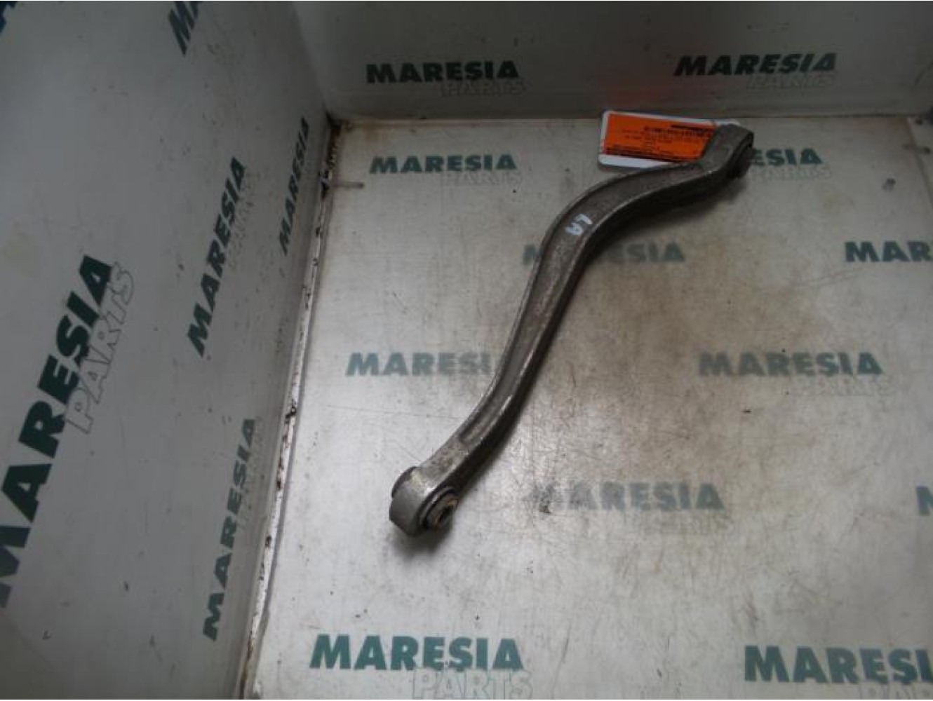 Lancia - Thesis - Querlenker links hinten