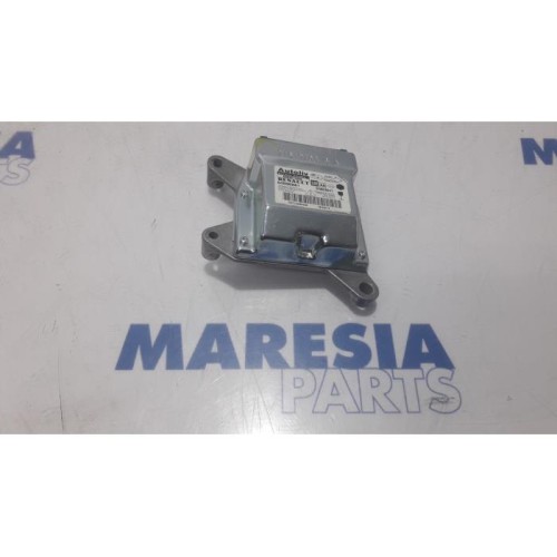 Renault - Trafic - Airbag Module