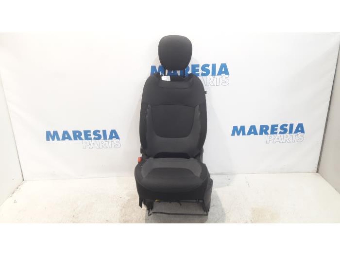 Renault - Captur - Sitz links