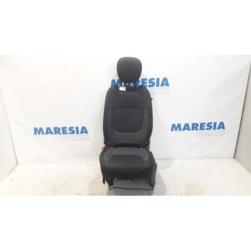 Renault - Captur - Stoel links