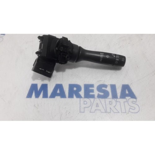 Peugeot - 107 - Wiper switch