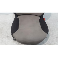 Fiat - Panda - Seat, right