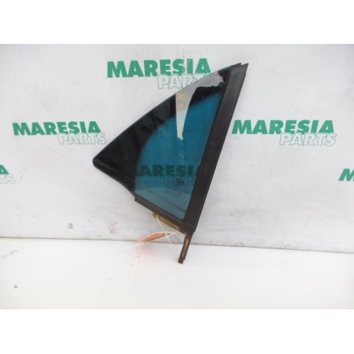 Lancia - Thesis - Rear quarter light, left right