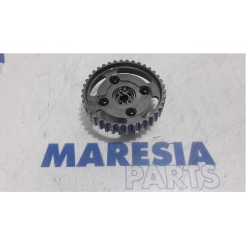 Peugeot - 2008 - Camshaft sprocket