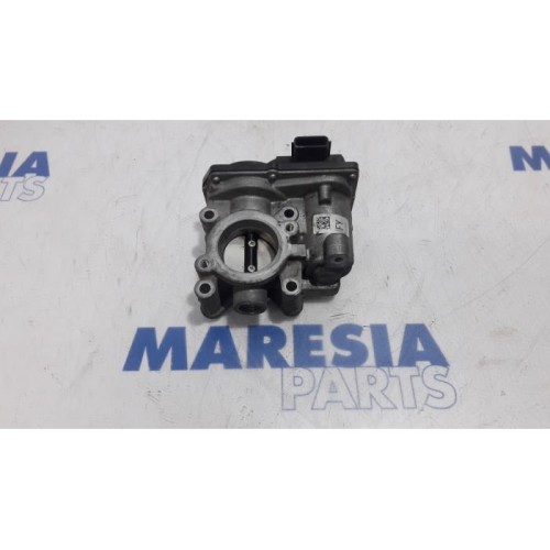 Renault - Kangoo - Throttle body
