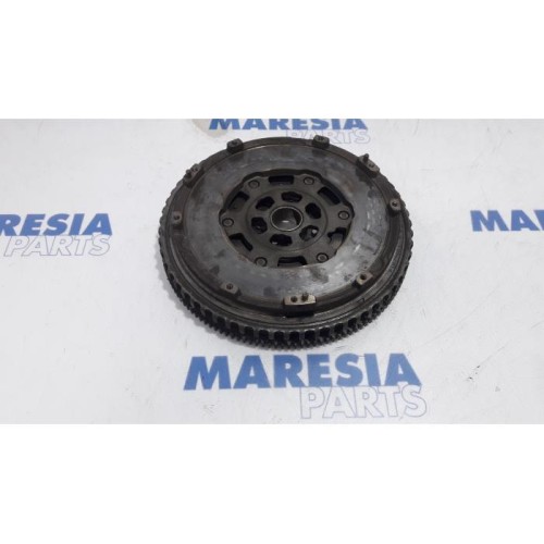 Renault - Kangoo - Flywheel