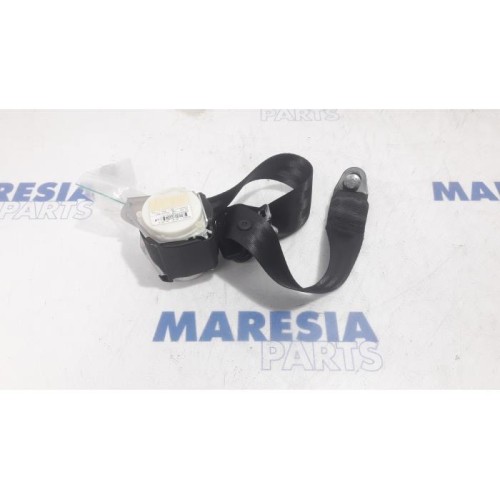 Fiat - 500 - Sicherheitsgurt links hinten