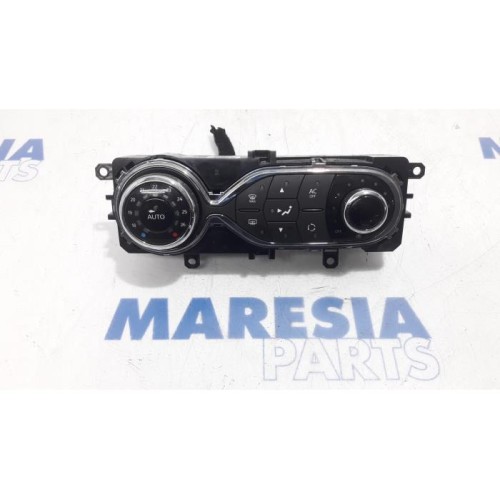 Renault - Captur - Heater control panel