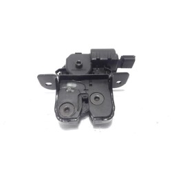 Renault - Captur - Tailgate lock mechanism