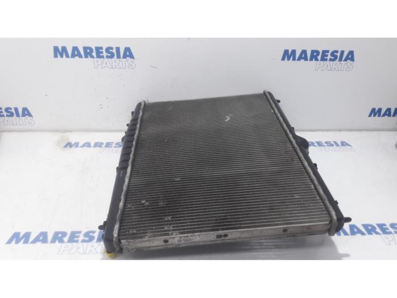 Citroen - C5 - Radiator