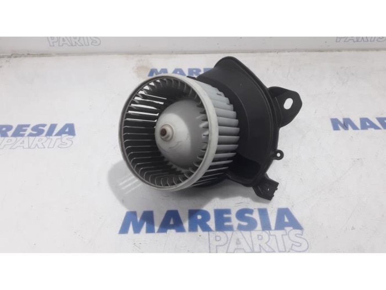 Fiat - Punto Evo - Kachel Ventilatiemotor