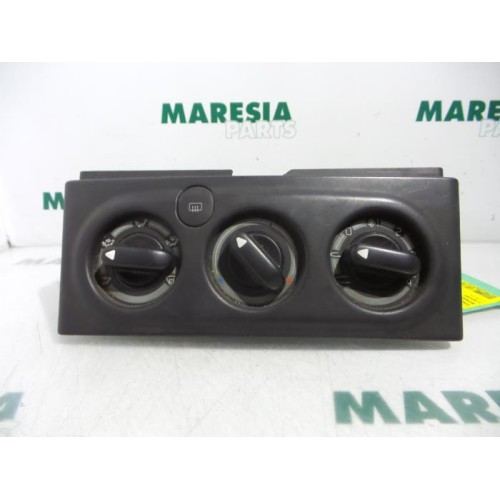 Renault - Laguna - Heater control panel