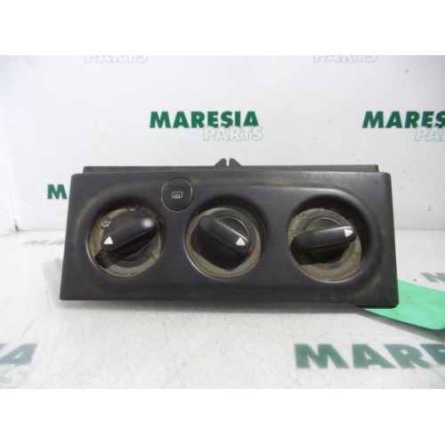 Renault - Laguna - Heater control panel