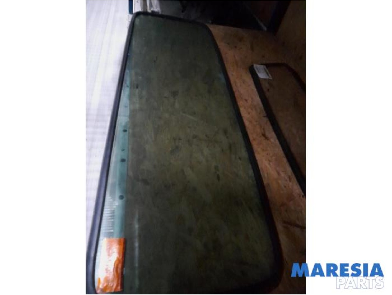 Iveco - Daily - Rear window