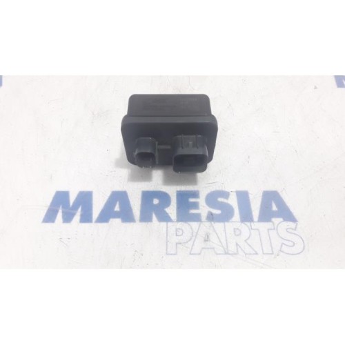 Fiat - Punto Evo - Glow plug relay