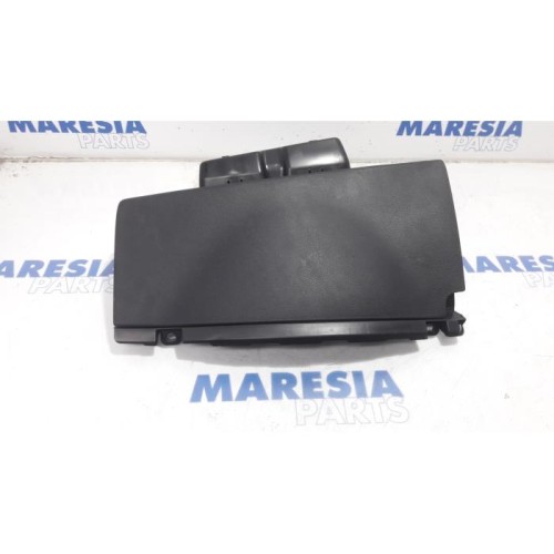 Citroen - Berlingo - Glovebox