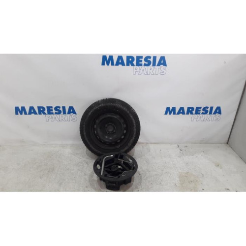 Fiat - Punto Evo - Reservewiel