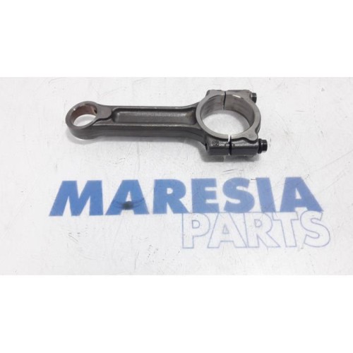 Renault - Scenic - Connecting rod