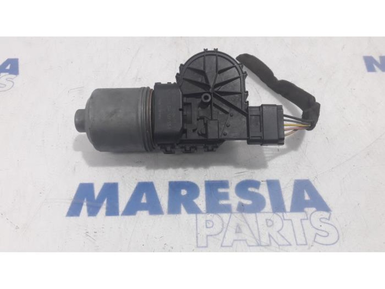 Dacia - Duster - Front wiper motor