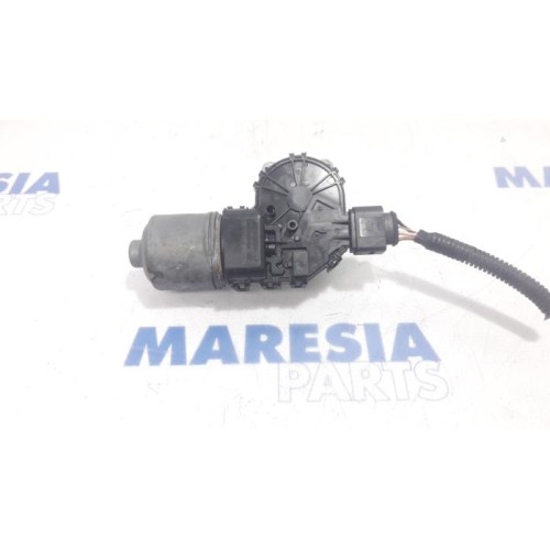 Alfa Romeo - 159 - Front wiper motor