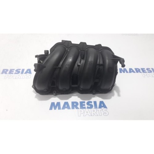 Peugeot - 5008 - Intake manifold