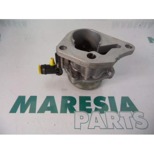 Renault - Laguna - Pompe à vide (diesel)