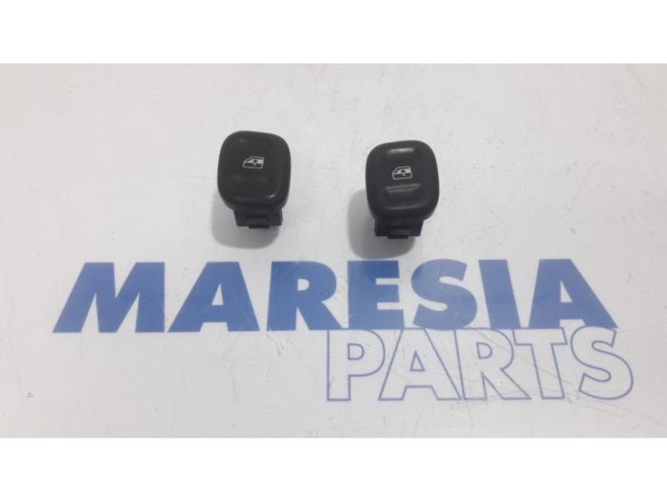 Fiat - Panda - Multi-functional window switch